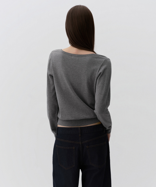MUSINSA STANDARD WOMAN（ムシンサスタンダードウーマン）の「ウィメンズエッセンシャルスcoopネックニット[ミディアムグレー]（ニット/セーター・レディース・その他・MEDIUM/LARGE/X-SMALL/SMALL）」の3枚目の写真