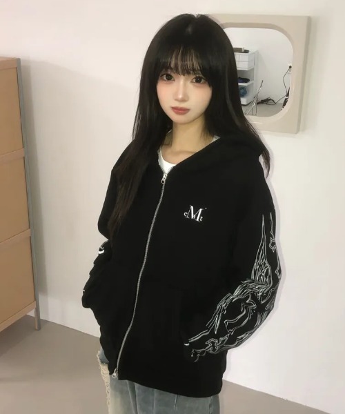 MUCENT(ムセント)の「◇MUCENT◇ブランド直輸入正規品/POZEN ミックスレタリング ジップアップフーディー POZEN MIX LETTERING HOOD ZIP-UP UNISEX(パーカー・レディース・ブラック・FREE)」の5枚目の写真