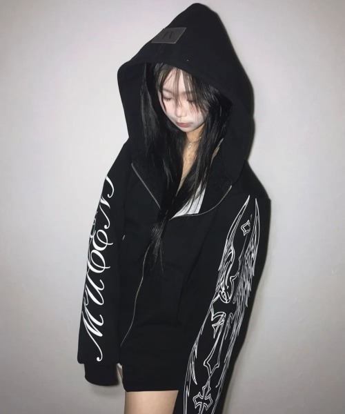 MUCENT(ムセント)の「◇MUCENT◇ブランド直輸入正規品/POZEN ミックスレタリング ジップアップフーディー POZEN MIX LETTERING HOOD ZIP-UP UNISEX(パーカー・レディース・ブラック・FREE)」の11枚目の写真