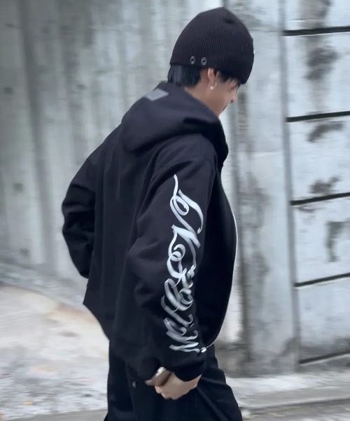 MUCENT(ムセント)の「◇MUCENT◇ブランド直輸入正規品/POZEN ミックスレタリング ジップアップフーディー POZEN MIX LETTERING HOOD ZIP-UP UNISEX(パーカー・レディース・ブラック・FREE)」の13枚目の写真