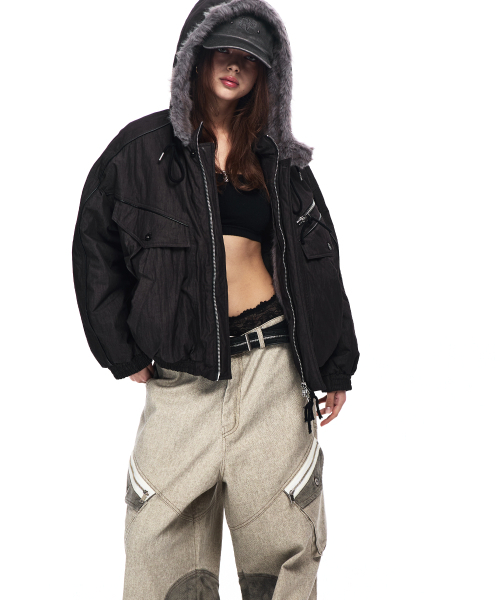 RSSC(アールエスエスシー)の「FUR LINE HOODIED PARKA - BLACK(ブルゾン・レディース・その他・1/2)」の5枚目の写真