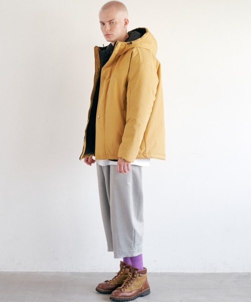 rehacer(レアセル)の「rehacer : Slant Padding Mt Jacket / スラント パッディング マウテンジャケット(マウンテンパーカー・メンズ・ブラック/イエロー/ネイビー・LARGE/MEDIUM/SMALL)」の6枚目の写真