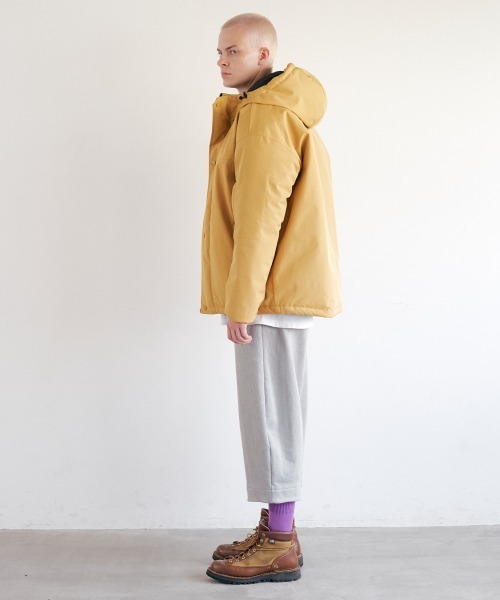 rehacer(レアセル)の「rehacer : Slant Padding Mt Jacket / スラント パッディング マウテンジャケット(マウンテンパーカー・メンズ・ブラック/イエロー/ネイビー・LARGE/MEDIUM/SMALL)」の7枚目の写真