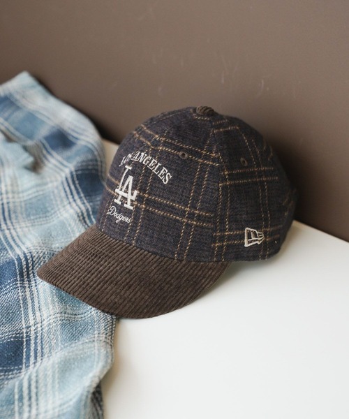 NEW ERA(ニューエラ)の「【NEW ERA(ニューエラ)】別注チェックコーデュロイ9THIRTY(キャップ・メンズ・ネイビー/ブラック/グリーン/ブラウン・FREE)」の1枚目の写真
