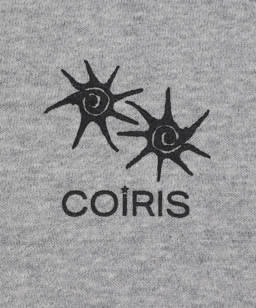 COIRIS(コイリス)の「ロネックバックレタリングスウェット男女共用(2カラー)(スウェット・レディース・ブラック/ライトグレー・FREE)」の4枚目の写真