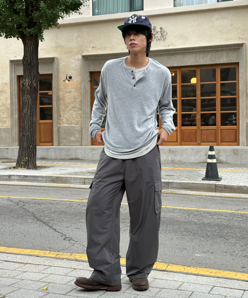SIGNATURE（シグネチャ）の「ハーフバンディングカーブドカーゴパンツ[チャコール]（その他パンツ・レディース・その他・MEDIUM/LARGE）」の2枚目の写真