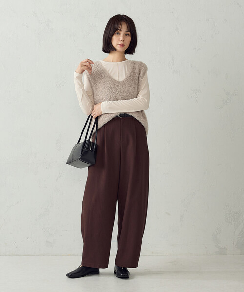 COMME CA ISM(コムサイズム)の「ポリエステルシャーリング 2WAYクルーネックカットソー(Tシャツ/カットソー・レディース・ブラック/グレー/アイボリー・L/M)」の5枚目の写真