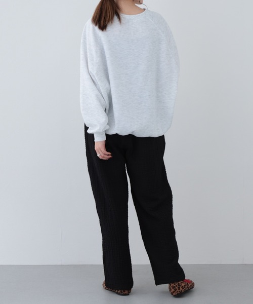 FUNALIVE(ファンアライブ)の「26AW エンボス加工タックパンツ(その他パンツ・レディース・ブラウン/グレイッシュブルー/グレイッシュベージュ/ブラック・M-L)」の13枚目の写真