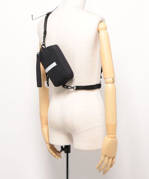 MAKAVELIC（マキャベリック）の「【BD】【MAKAVELIC】【Core 2way Shoulder Bag】（ボディバッグ/ウエストポーチ・メンズ・カーキ/ダークネイビー・ONESIZE）」の16枚目の写真