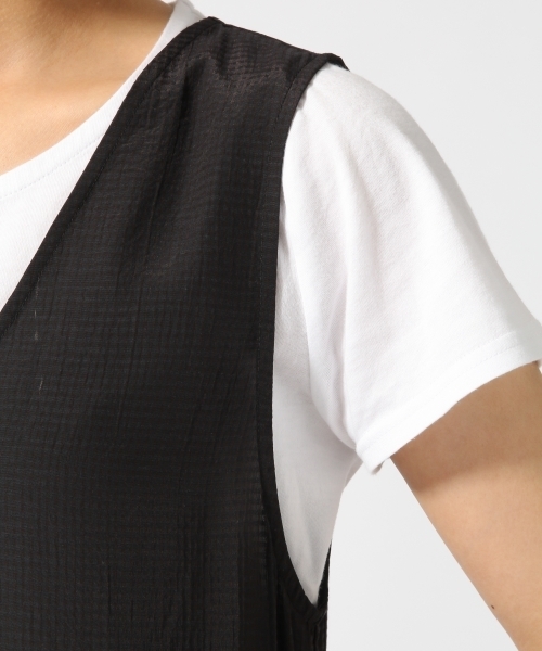 GLOBAL WORK（グローバルワーク）の「【接触冷感】リンクルエアーサロペット/710003（つなぎ/オールインワン・レディース・ネイビー/その他/ブラック/カーキ・LARGE/MEDIUM）」の8枚目の写真