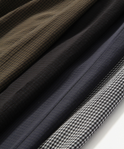 GLOBAL WORK（グローバルワーク）の「【接触冷感】リンクルエアーサロペット/710003（つなぎ/オールインワン・レディース・ネイビー/その他/ブラック/カーキ・LARGE/MEDIUM）」の6枚目の写真