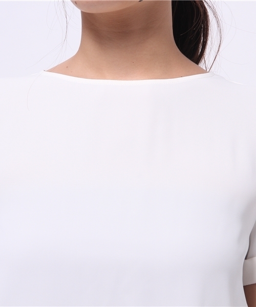 NATURAL BEAUTY BASIC（ナチュラルビューティーベーシック）の「バックリボンブラウス（シャツ/ブラウス・レディース・ホワイト系その他/ブラック/ダークベージュ・MEDIUM/SMALL）」の8枚目の写真