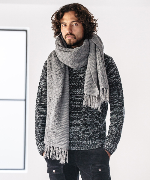 CAMBIO（カンビオ）の「mko4859 - パターン切り替え大判ストール（ストール/ショール・メンズ・ベージュ/ネイビー/ブラック/チャコール/グレー・FREE）」の3枚目の写真