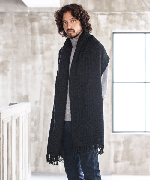 CAMBIO（カンビオ）の「mko4859 - パターン切り替え大判ストール（ストール/ショール・メンズ・ベージュ/ネイビー/ブラック/チャコール/グレー・FREE）」の2枚目の写真