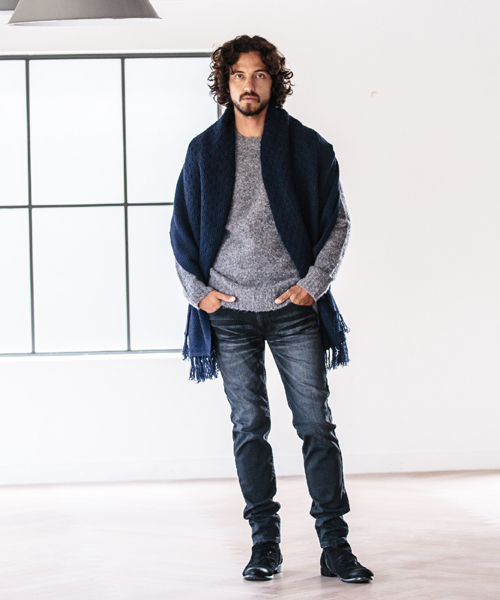 CAMBIO（カンビオ）の「mko4859 - パターン切り替え大判ストール（ストール/ショール・メンズ・ベージュ/ネイビー/ブラック/チャコール/グレー・FREE）」の16枚目の写真