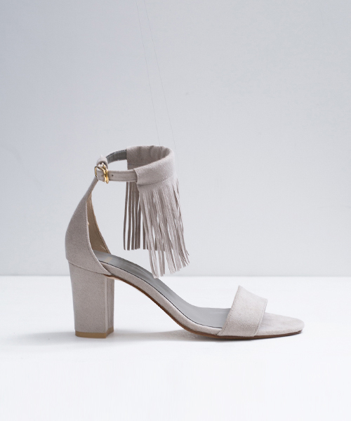 STUDIOUS（ステュディオス）の「2wayフリンジサンダル（サンダル・レディース・グレー/ベージュ/ブラック・M/L/S）」の11枚目の写真