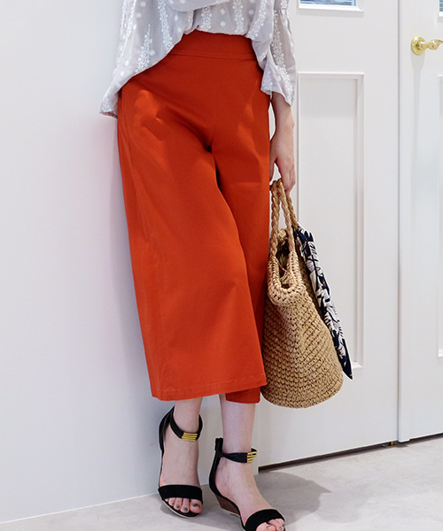 N.(N. Natural Beauty Basic)(エヌエヌナチュラルビューティーベーシック)の「マリンガウチョパンツ(その他パンツ・レディース・ベージュ/ネイビー/オレンジ・MEDIUM)」の3枚目の写真