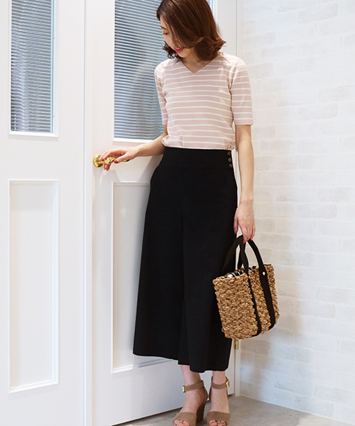 N.(N. Natural Beauty Basic)(エヌエヌナチュラルビューティーベーシック)の「マリンガウチョパンツ(その他パンツ・レディース・ベージュ/ネイビー/オレンジ・MEDIUM)」の17枚目の写真