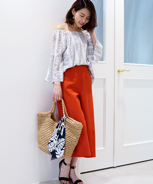 N.(N. Natural Beauty Basic)(エヌエヌナチュラルビューティーベーシック)の「マリンガウチョパンツ(その他パンツ・レディース・ベージュ/ネイビー/オレンジ・MEDIUM)」の11枚目の写真