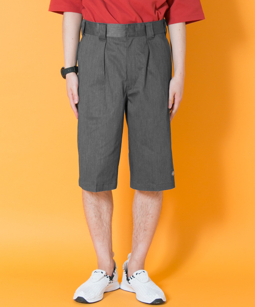 URBAN RESEARCH(アーバンリサーチ)の「Dickies×URBAN RESEARCH iD 別注1TUCK SHORTS(その他パンツ・メンズ・ブラック/グレー/ベージュ・29/31/33)」の17枚目の写真