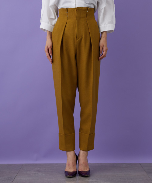 STUDIOUS（ステュディオス）の「STUDIOUS HIGH フロントタックペンシルパンツ（その他パンツ・レディース・キャメル/グレー・1/0）」の3枚目の写真