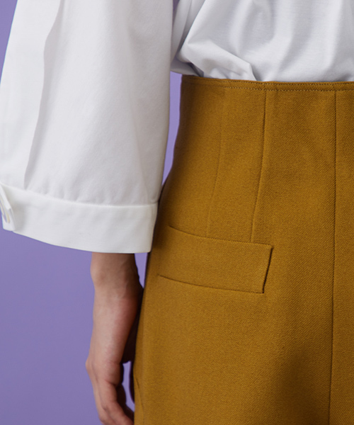 STUDIOUS（ステュディオス）の「STUDIOUS HIGH フロントタックペンシルパンツ（その他パンツ・レディース・キャメル/グレー・1/0）」の5枚目の写真