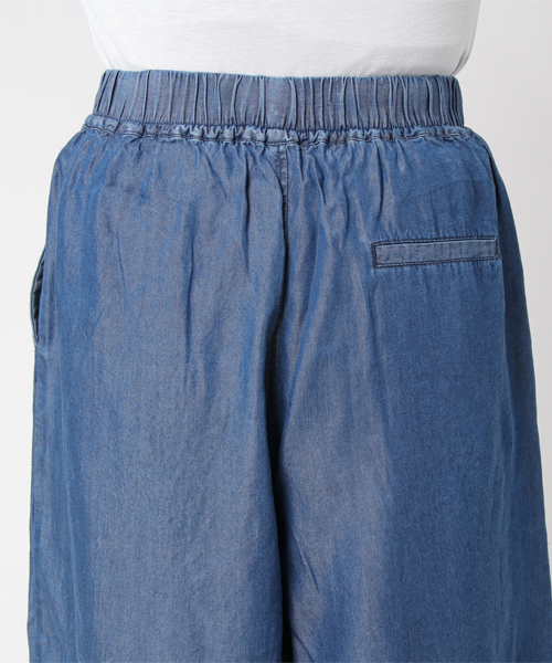 LBC(エルビーシー)の「【SPECIAL PRICE】テンセルデニムイージーパンツ (デニムパンツ・レディース・ブルー/ネイビー・MEDIUM/LARGE)」の7枚目の写真