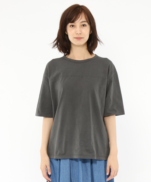 LAKOLE(ラコレ)の「【接触冷感】ガーメントダイフットボールTシャツ / LAKOLE(Tシャツ/カットソー・レディース・オフホワイト/ボルドー/マスタード/チャコール・SMALL/MEDIUM)」の11枚目の写真