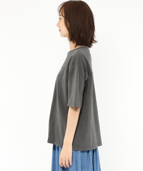 LAKOLE(ラコレ)の「【接触冷感】ガーメントダイフットボールTシャツ / LAKOLE(Tシャツ/カットソー・レディース・オフホワイト/ボルドー/マスタード/チャコール・SMALL/MEDIUM)」の12枚目の写真