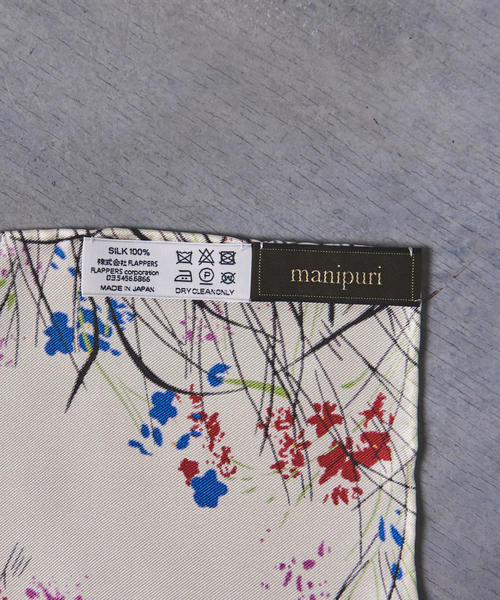 manipuri（マニプリ）の「＜manipuri（マニプリ）＞スカーフ L 18FW（バンダナ/スカーフ・レディース・オフホワイト/イエロー/ケリー/オレンジ/ピンク/ターコイズブルー・FREE）」の12枚目の写真