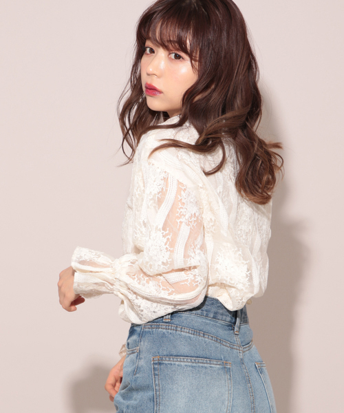 apres jour（アプレジュール）の「刺繍レース袖ボリュームブラウス【ZOZOTOWN限定アイテム】（シャツ/ブラウス・レディース・ブラック/オフホワイト/アイボリー・フリー）」の7枚目の写真