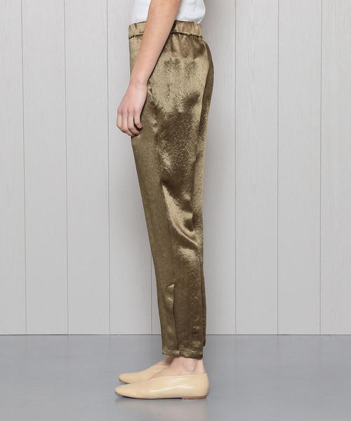 H　BEAUTY&YOUTH UNITED ARROWS（エイチビューティーアンドユースユナイテッドアローズ）の「＜H＞SATIN SLIT TROUSERS/パンツ（その他パンツ・レディース・パープル/モカ/ライム・SMALL/MEDIUM）」の5枚目の写真