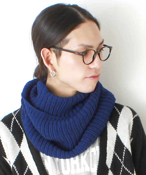 WEGO（ウィゴー）の「WEGO/プレーンニットスヌード（ストール/ショール・メンズ・ブラック/グレー/サックスブルー/ネイビー/ライトパープル/レッド/グリーン/ライトピンク・FREE）」の5枚目の写真