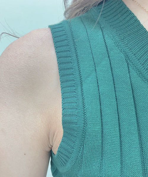 SPIGA（スピーガ）の「ノースリリブニットＴＯＰＳ（ニット/セーター・レディース・ホワイト/ブラック/グレー/レッド/カーキ/ブルー/ボルドー・FREE）」の14枚目の写真