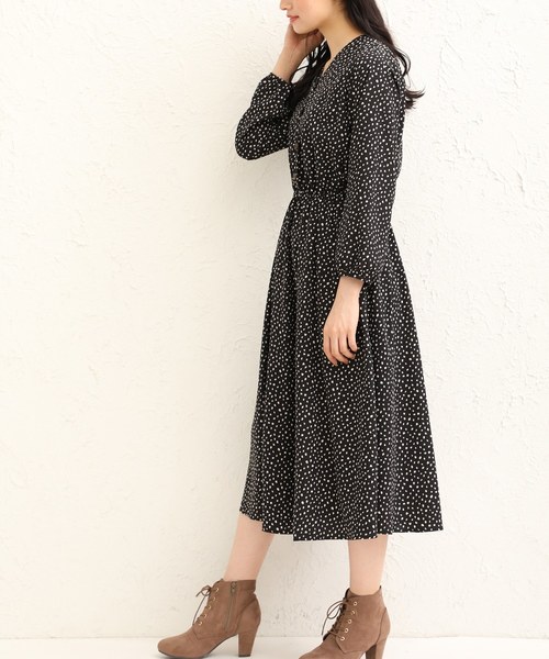 釦使いワンピース ワンピース Honeys ハニーズ のファッション通販 Zozotown