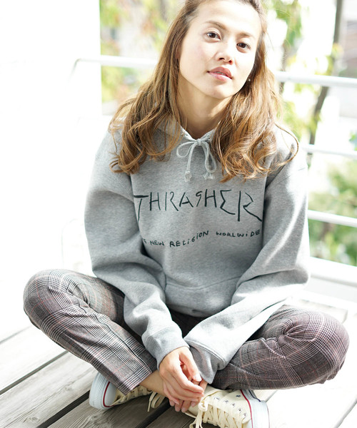 THRASHER(スラッシャー)の「New Religion Worldwide HOODIE SWEAT PARKA / スラッシャー プルオーバー パーカー ロゴ マークゴンザレス(パーカー・メンズ・ネイビー/ブラック/グレー/ホワイト/バーガンディー/グリーン・SMALL/MEDIUM/LARGE/X-LARGE)」の4枚目の写真