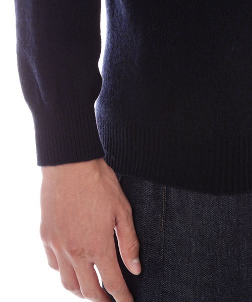 SUNSPEL（サンスペル）の「SUNSPEL / MEN’S LAMBSWOOL（ニット/セーター・メンズ・ネイビー/グリーン・MEDIUM/LARGE）」の11枚目の写真