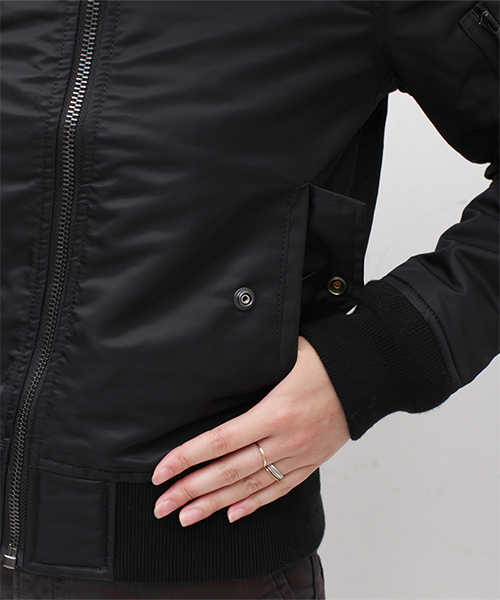 NANO universe（ナノユニバース）の「SCHOTT/AMERICAN COLLEGE