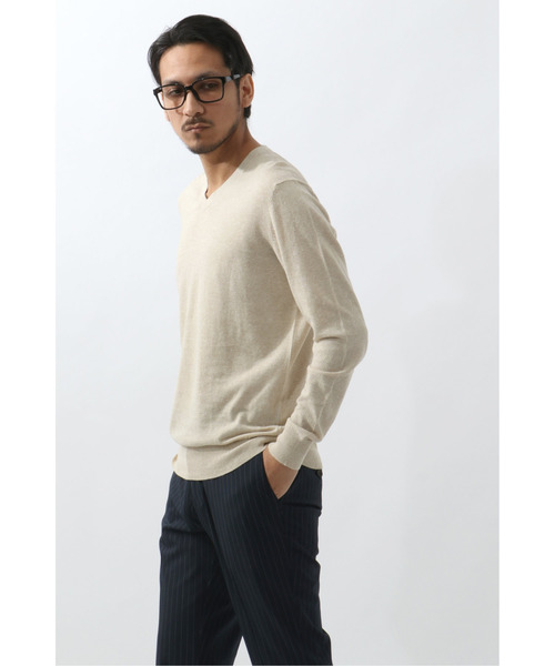 GRAND PHASE(グランフェイズ)の「GP 12G麻混Vネック(ニット/セーター・メンズ・ブルー/スモークグレー/ベージュ・L/M/XL)」の1枚目の写真