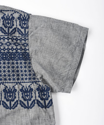 45R（フォーティファイブアール）の「ダンガリーのチューリップ刺繍  