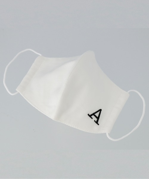 Catherine Cottage（キャサリンコテージ）の「イニシャル刺しゅう入りマスク（マスク・キッズ・A/H/K/M/R/S/Y/ブラック系その他5/ブラック系その他2/ブラック系その他6/ブラック系その他3/ブラック系その他/ブラック系その他4・FREE）」の8枚目の写真