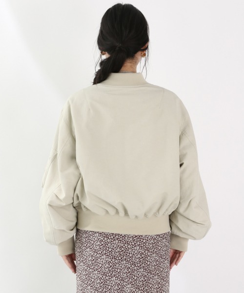 LOWRYS FARM（ローリーズファーム）の「ビックシルエットＭＡ－１　892569（MA-1・レディース・ブラック/カーキ/アイボリー・FREE）」の18枚目の写真