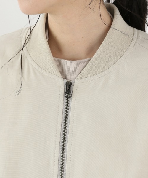 LOWRYS FARM（ローリーズファーム）の「ビックシルエットＭＡ－１　892569（MA-1・レディース・ブラック/カーキ/アイボリー・FREE）」の4枚目の写真