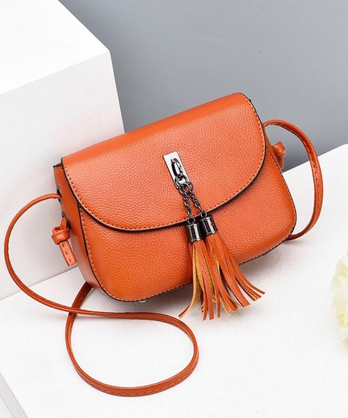 Burner（バーナー）の「【OKUOKU　0909】タッセル付き　ミニショルダーバック　oku-ba-7（ショルダーバッグ・レディース・カーキ/レッド/ピンク/オレンジ/パープル/グレー/ブラック/その他12/その他11/その他9/その他13/その他10/その他14・FREE）」の9枚目の写真