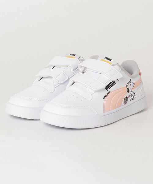 PUMA(プーマ)の「PUMA プーマ 17-21PEANUTS SHUFFLE V PS ピーナッツ シャッフル V PS 375740 02WH/A.BLUSH(スニーカー・キッズ・ホワイト系その他・19/18/17/21/20)」の1枚目の写真