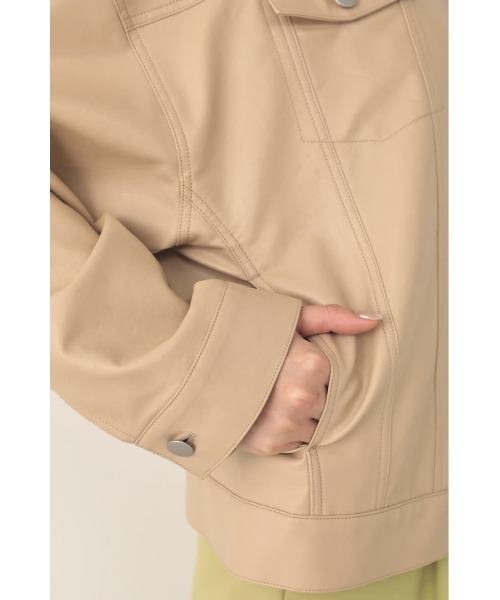 SHEL'TTER ORIGINAL（シェルターオリジナル）の「オーバーレザーブルゾン（ブルゾン・レディース・ブラック/ベージュ・FREE）」の19枚目の写真