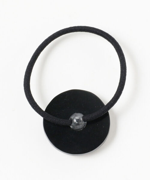 Ray BEAMS（レイビームス）の「Ray BEAMS / フラワー シェル ヘアゴム（ヘアゴム・レディース・ホワイト/ブラック・ONE SIZE）」の3枚目の写真