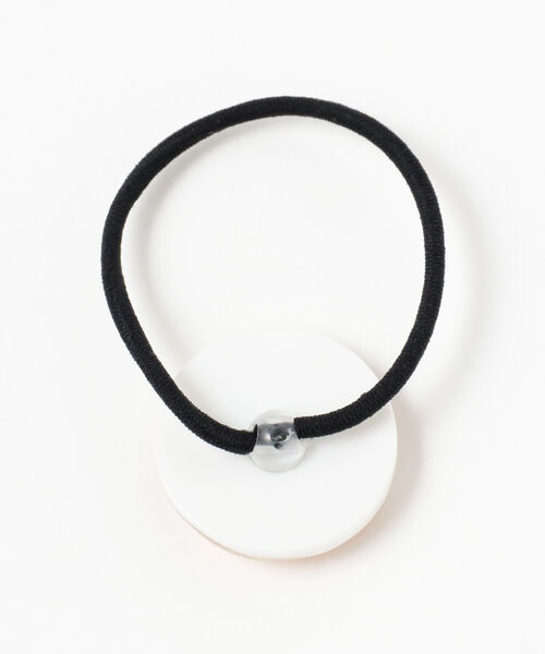 Ray BEAMS（レイビームス）の「Ray BEAMS / フラワー シェル ヘアゴム（ヘアゴム・レディース・ホワイト/ブラック・ONE SIZE）」の5枚目の写真