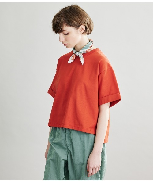 SIPULI（シプリ）の「[ULTIMA] Heavy Cotton Jersey ロールアップTシャツ（Tシャツ/カットソー・レディース・ライトグレー/ライトグリーン/レッド・2/3）」の3枚目の写真