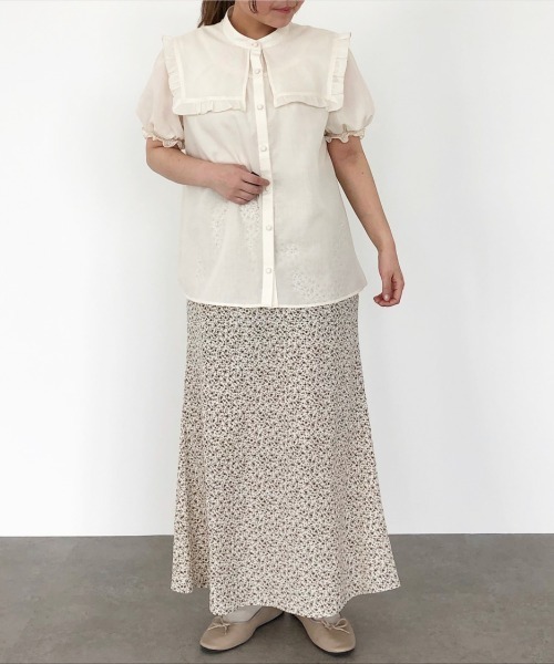 SLURR(スラ―)の「ビッグカラーフリルブラウス(シャツ/ブラウス・レディース・アイボリー・FREE)」の11枚目の写真